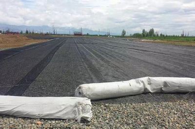 路面工程施工 从基础到表层的系统性构建